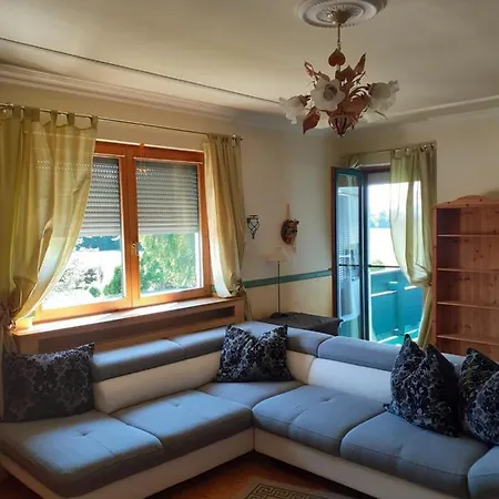 Andrea Apartment *